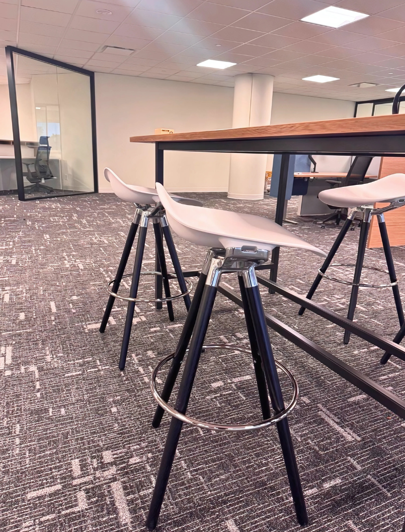 Humanscale Sedeo Stool