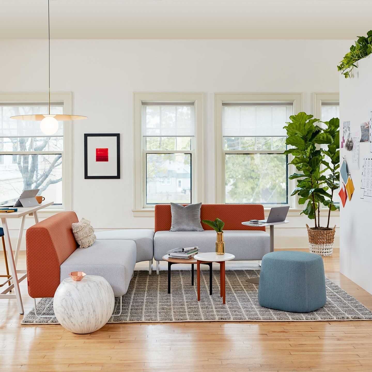 Lounge seating - Riverbend